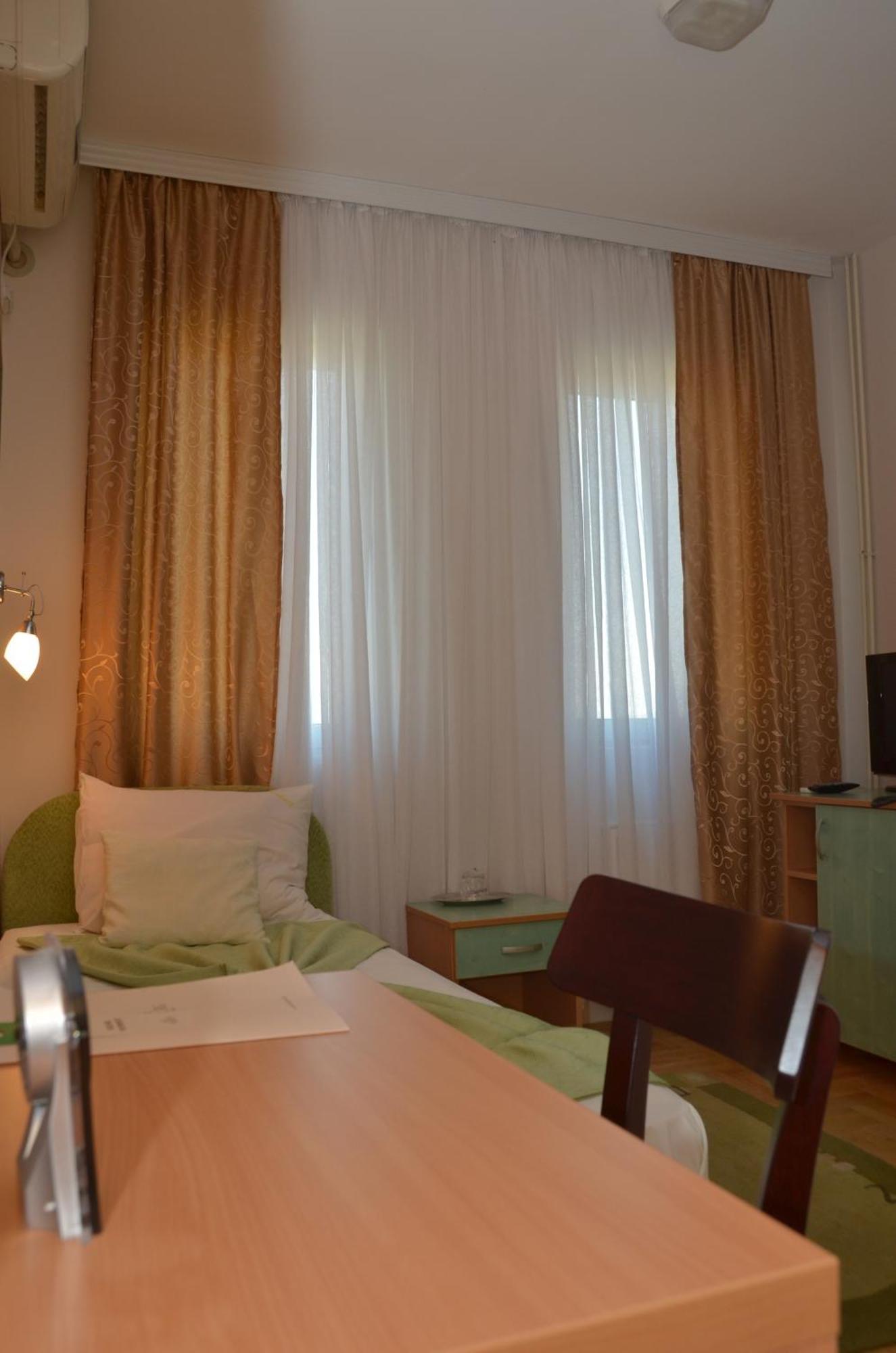Hotel Dragovic Smederevo Pokoj fotografie