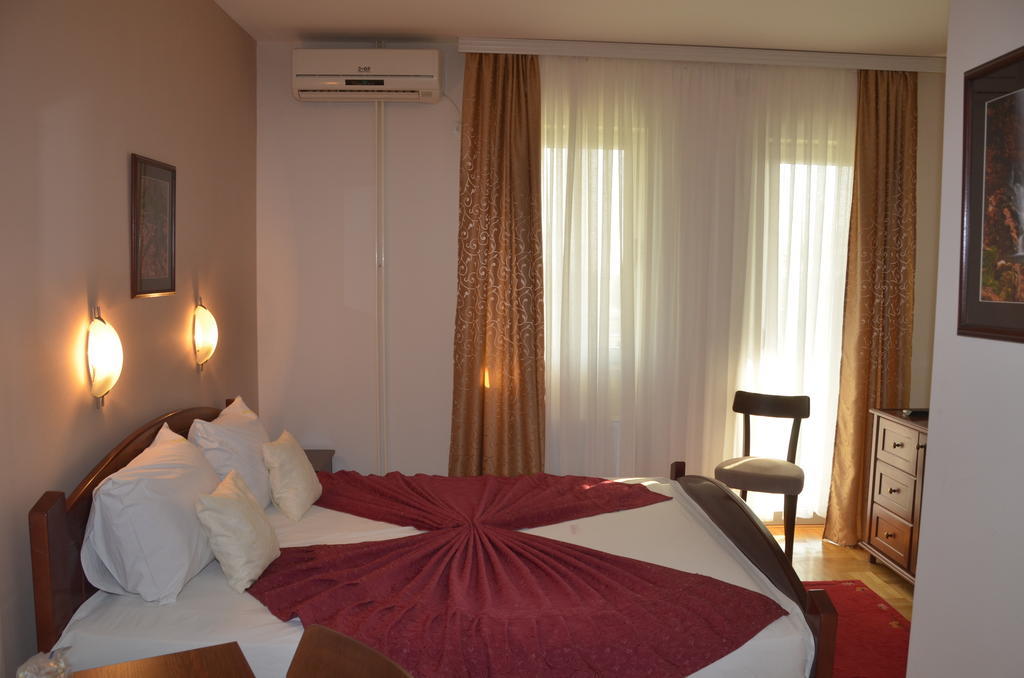 Hotel Dragovic Smederevo Pokoj fotografie