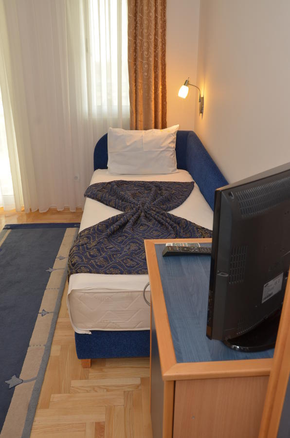 Hotel Dragovic Smederevo Pokoj fotografie
